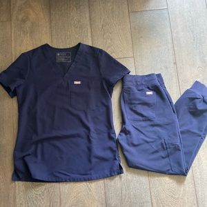 Figs navy blue XS set